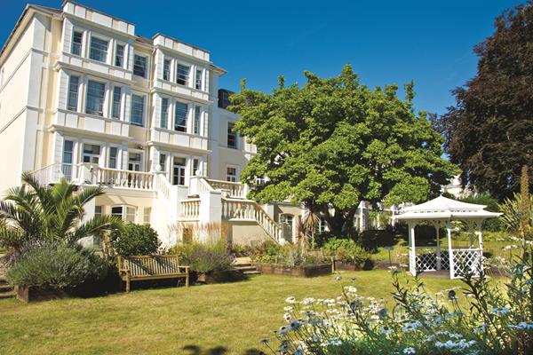 Toorak Hotel TLH